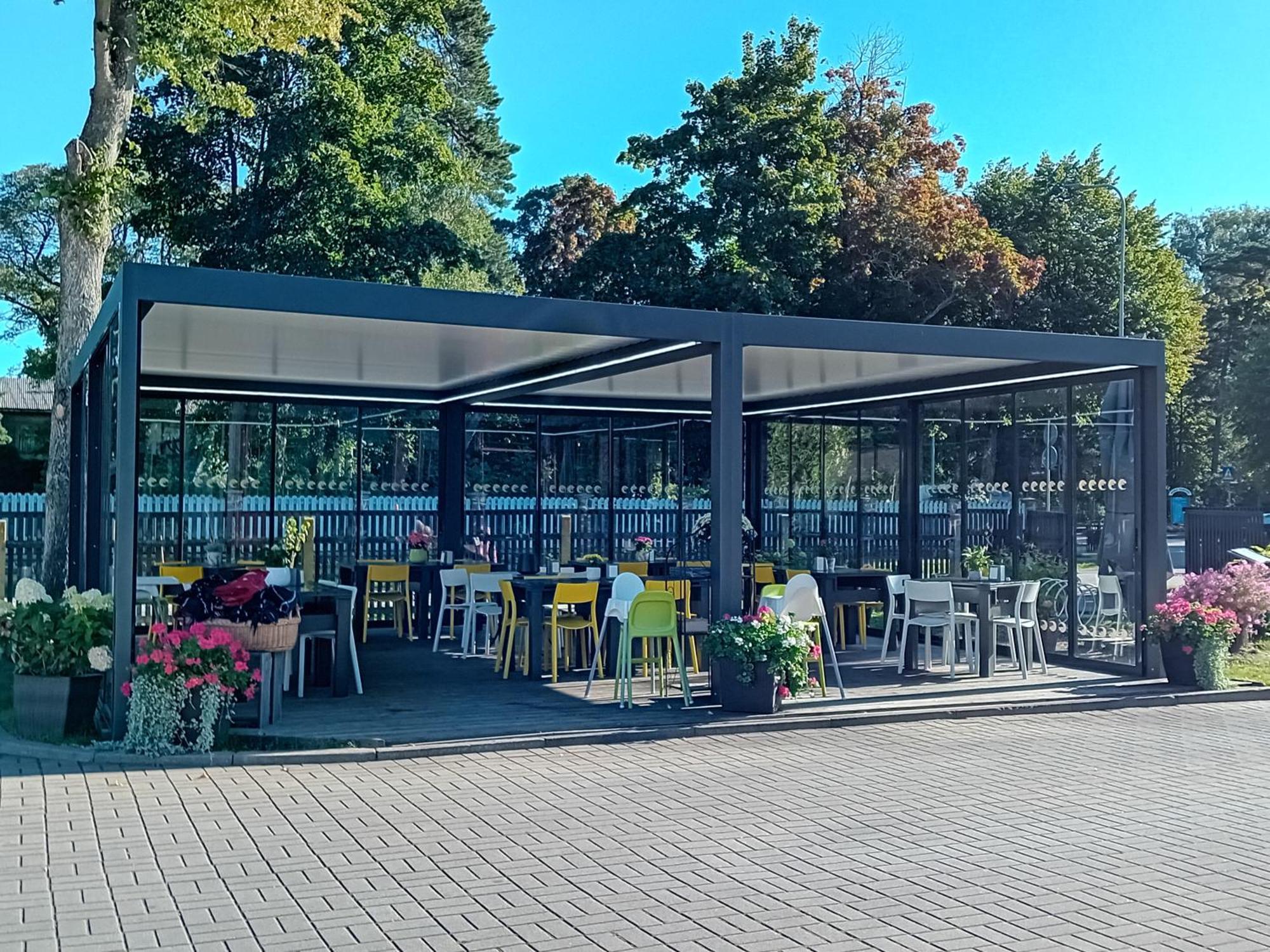 Juras Brize Hotel Вентспилс Екстериор снимка